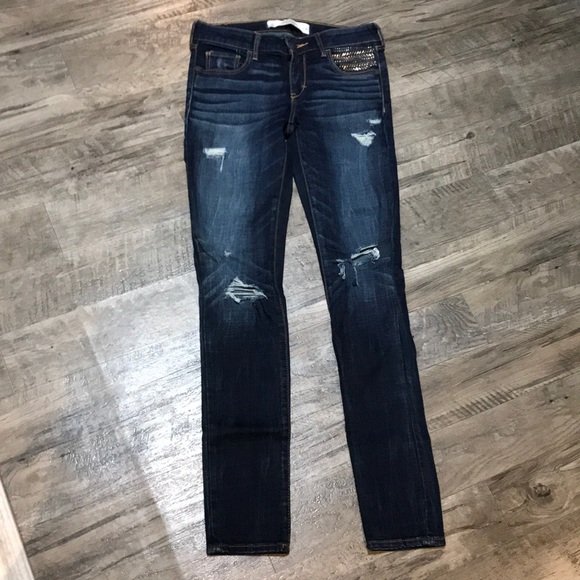 Women’s Abercrombie Jeans - Picture 1 of 6